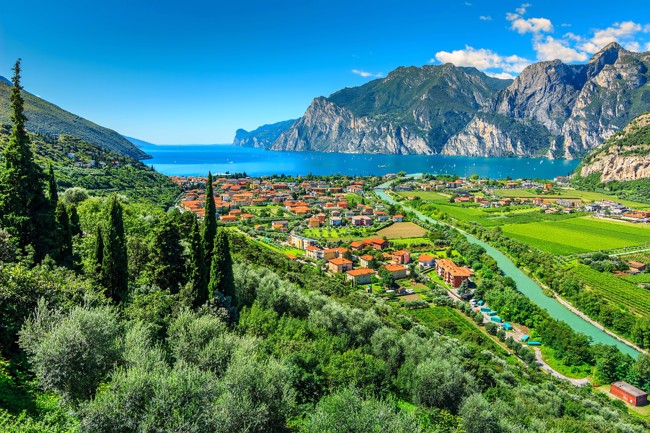 Prachtig uitzicht over het Italiaanse gardameer