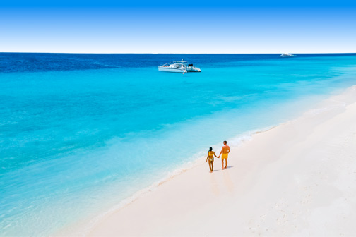 Strand op Curacao in april