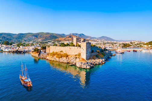 Middeleeuws kasteel aan de Turkse kust in Bodrum