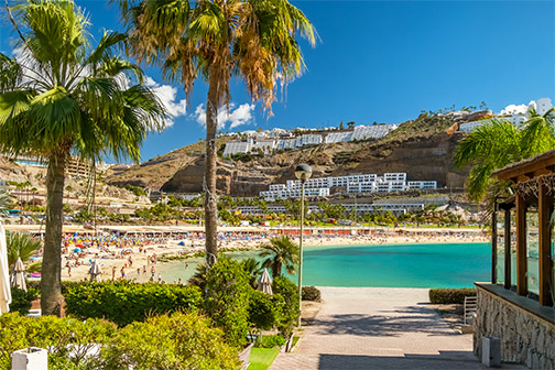 Toegang tot strand op Gran Canaria in april